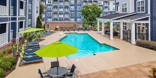 Level at 401 Gallery 27