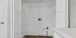 234 North Addison Street Gallery 13