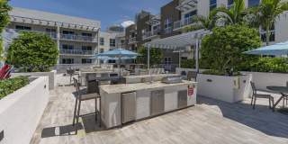 Blu27 at Edgewater Gallery 45