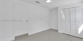 4740 NE 2nd Ter Gallery 14
