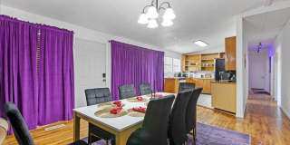 4 Bedroom House Minutes from FSU Gallery 12