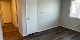 Amazing Renovated Apartments! Gallery 12