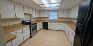 1404 Wildrose Dr Gallery 19