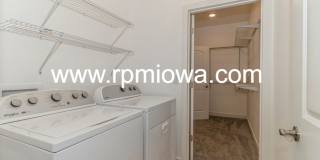 STUNNING HOME!! 4 Bed, 3 Bath Home in Altoona STUNNING HOME!! 4 Bed, 3 Bath Home in Altoona Gallery 13