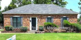 1600 Galveston Street Gallery 1