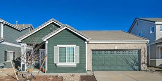 Bright  Airy 3 Bed/2 Bath with Attached Garage Gallery 1