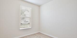 Stunning 4/3 Modern Townhome with a Private Courtyard and a 2 Car Garage in the Desirable Community Pinewood Reserve - Orlando! Gallery 8