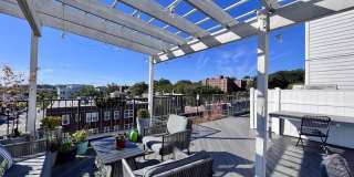 340 Adams Street Northeast - Gallery 32