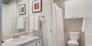 Sheridan Springs Apartments Gallery 13