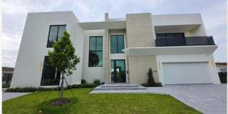 Stunning 6BR House in Miami Gallery 8