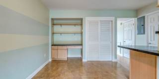 1915 Sussex | Townhouse | 2 Bedroom 1.5 Bath | 07/16/2026 Gallery 12