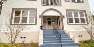 1724 E La Rua St Apt D Gallery 1