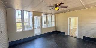 1006 Wood Circle SW Gallery 23