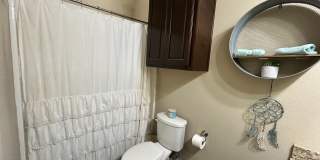 Spacious 2 Bed/2.5 Bath Condo in Gateway Villas! Gallery 13