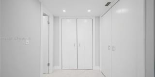 18601 NE 14th Ave Gallery 23