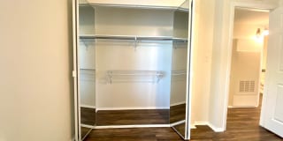 3 bedroom w/ attached Garage! Gallery 21