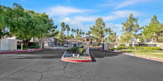 Pacific Legends 2 Bed Condo Near Pool Gallery 25