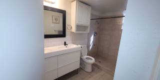 128 St. Francis Ave Gallery 22