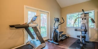 Crestwood Place Apartments Gallery 7