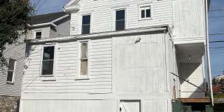 113-B JOHN Street W Gallery 20