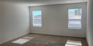 8423 Vulturo Avenue Gallery 20