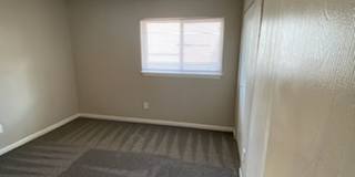 River Walk Apartments Gallery 180