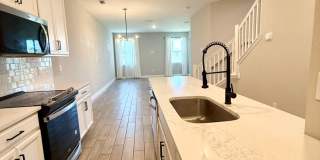 Heritage Oaks gated community 3/2.5/2 Townhome Gallery 25