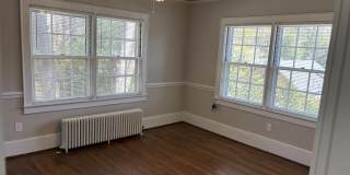 906 Clarendon St Gallery 9