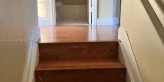 2891 NE 185th St Gallery 23