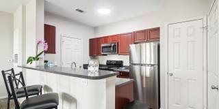 The Flats at MacArthur Gallery 4