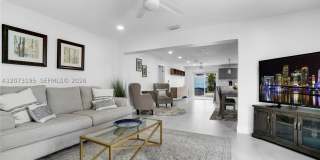 617 NW 30th Ct Gallery 1