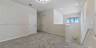 4470 Waterside Dr Gallery 16