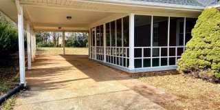 Great 4 Bedroom House Gallery 7