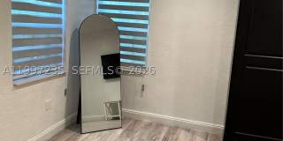 8401 Crespi Blvd Gallery 5