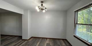 3 Bedroom Stone Facade Colonial with 2 Car Attached Garage  in Strongsville Gallery 10