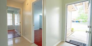 2441 UNIVERSITY Boulevard S Gallery 6