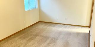 Very well maintained home in Poulsbo. Gallery 10