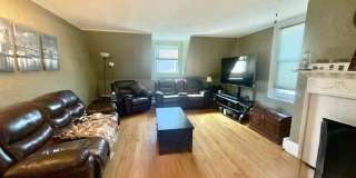 81 Church Street unit: 3 Gallery 5