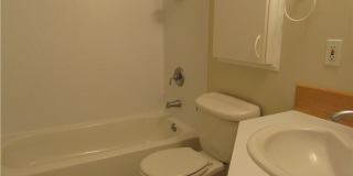 3bd/1ba Kirkland Home Gallery 10