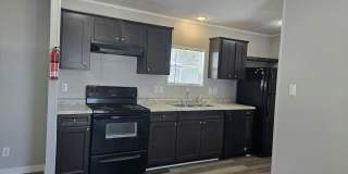 7210 Greenbrier Village Road Gallery 1