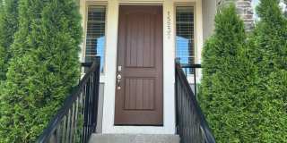 BEAUTIFUL CONTEMPORARY HOME IN BETHANY Gallery 1