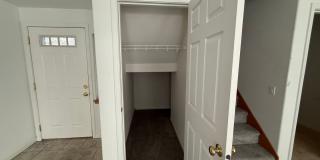 2 Bed/2 Bath Apartment Located Near OSU/COCC Campus - Attached Garage Gallery 2