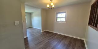 Cozy 4 Bedroom Kettering Home Gallery 13