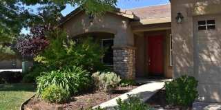 Beautiful Single-Story Home in a Desirable Lincoln Neighborhood! Gallery 1