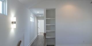 3 Beds 2.5 Baths Single-Family Urban Home Gallery 12