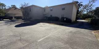 SIGN TODAY HALF OFF YOUR SECOND MONTH'S RENT 2 Bedroom 2 Bath Apartment Minutes from VSU Gallery 1