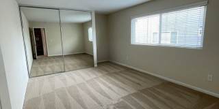 BEADNELL-QUIET UPGRADED CONDO IN GATED COMMUNITY W/ POOL Gallery 14