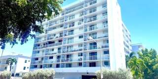 1045 10th St Gallery 1