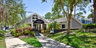 Verandahs at Hunt Club Gallery 25