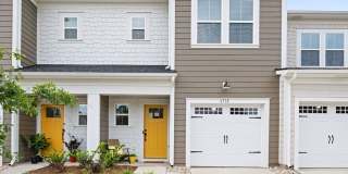 Oak Lake Townhomes Gallery 48